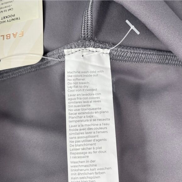 -Fabletics Women's Trinity High Waisted Pocket Leggings NWT L - Picture 3 of 6